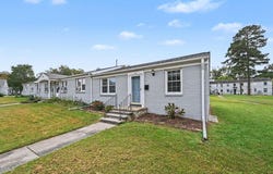 1700 Roslyn Drive, Burlington, NC 27215
