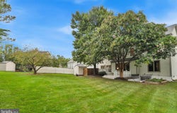 8622 LARKVIEW Lane, FAIRFAX STATION, VA 22039