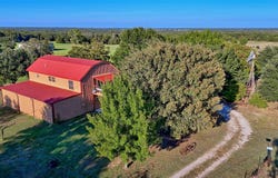712 Front Street, Sunset, TX 76270