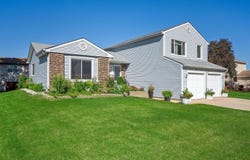 96 Brookside Drive, Glendale Heights, IL 60139
