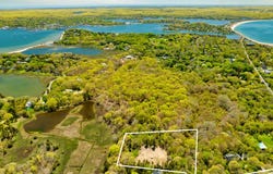214 Ferry Road, Sag Harbor, NY 11963