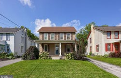 130 S STATE Street, BROWNSTOWN, PA 17508
