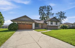 1444 Timberlane Drive, Lima, OH 45805