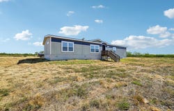290 Lilly Bear Ln, Moore, TX 78057