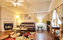 933 Heston Circle, Robinson, TX 76706