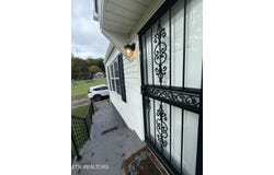 117 Linden Ave, LaFollette, TN 37766