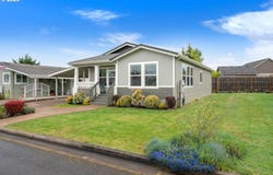 310 PITNEY Ln, JunctionCity, OR 97448