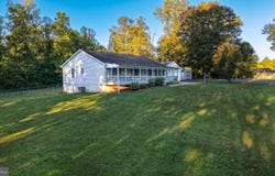 88 TOGETHER DR, INWOOD, WV 25428