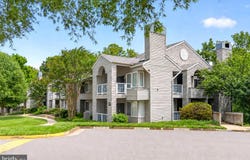 11719-D SUMMERCHASE Circle, RESTON, VA 20194