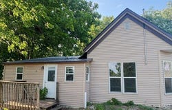 29277 State Highway D, La Belle, MO 63447