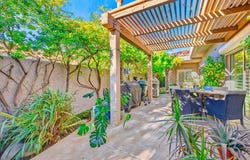 10 Colonial Drive, Rancho Mirage, CA 92270