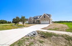 120 Colington Circle, Aydlett, NC 27916