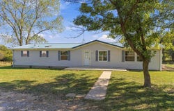 31650 Bluhm Road, Smithton, MO 65350