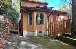 75 Natural Drive, Franklin, NC 28734