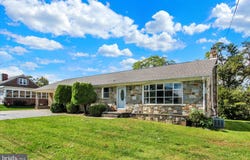 2029 GRANDVIEW Road, HANOVER, PA 17331