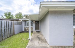 1029 Bradley Circle, Lynn Haven, FL 32444