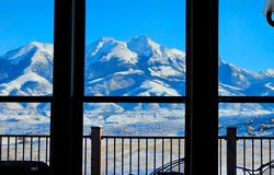 10 Sapphire Lane, Emigrant, MT 59027