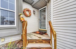 7322 Glen Terra Drive, Lansing, MI 48917