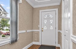 44 Capitol Avenue, Williston Park, NY 11596
