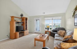 773 W Barrington Circle, Jackson, MI 49203