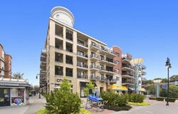 9407 Branson Landing Boulevard, Branson, MO 65616