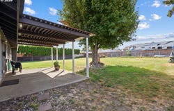 825 W Division Ave, Hermiston, OR 97838