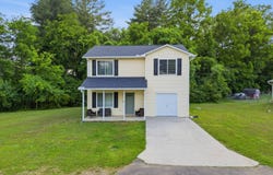 5516 W Emory Rd, Powell, TN 37849