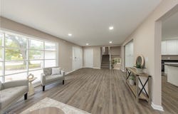 41 South Circle, Bedford, OH 44146