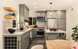 2903 Delaware Ave, Santa Monica, CA 90404