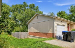 112 Valley Brook, Frankfort, KY 40601