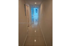 244 Biscayne Blvd, Miami, FL 33132