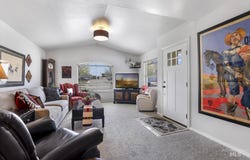 2515 Whispering Pine Dr, Twin Falls, ID 83301