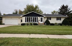 820 Madison Blvd SE, Huron, SD 57350