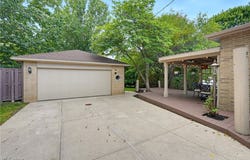 7386 Meadow Lane, Parma, OH 44134