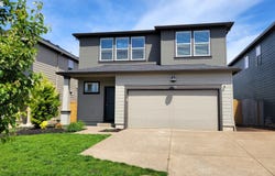 2960 V St, Springfield, OR 97477
