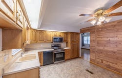 55 N High St, Jackson, OH 45640