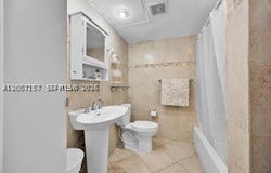 6709 N Kendall Dr, Pinecrest, FL 33156