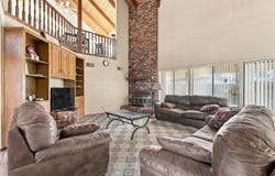 662 S Boyd, Kerman, CA 93630