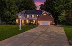 2537 Fox Circle, Stow, OH 44224