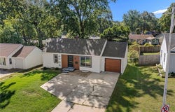 4709 W 75TH Street, Prairie Village, KS 66208