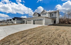 5613 N Wandering Way, Maize, KS 67101