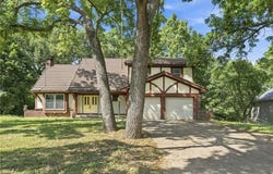 3706 W Colony Square, St Joseph, MO 64506