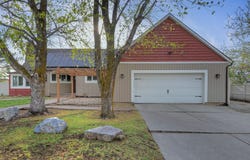 10750 S DIMPLE DELL Dr, Sandy, UT 84092