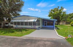 38529 Hummingbird Court, Dade City, FL 33525
