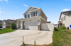 1571 E ERICKSON Ln, Eagle Mountain, UT 84005