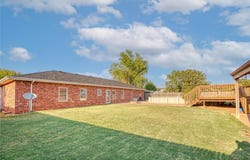 200 E Tenth Street, Leedey, OK 73654