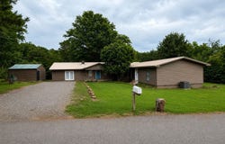 184 Lafoon Dr, Dover, AR 72837