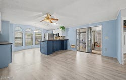 5735 E MCDOWELL Road, Mesa, AZ 85215