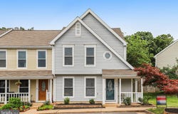 22375 STABLEHOUSE Drive, STERLING, VA 20164