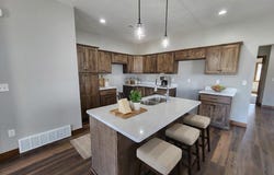 2901 Jenny Cir, Yankton, SD 57078